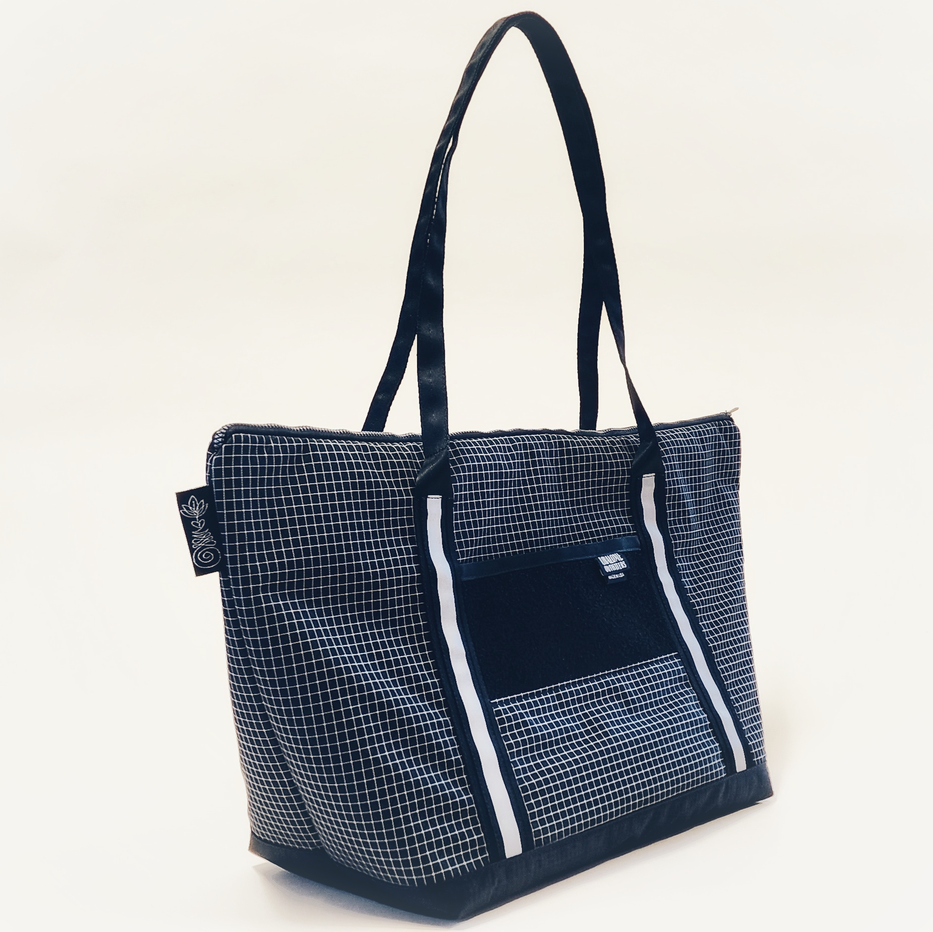 Gridstop Padded Zippered Tote